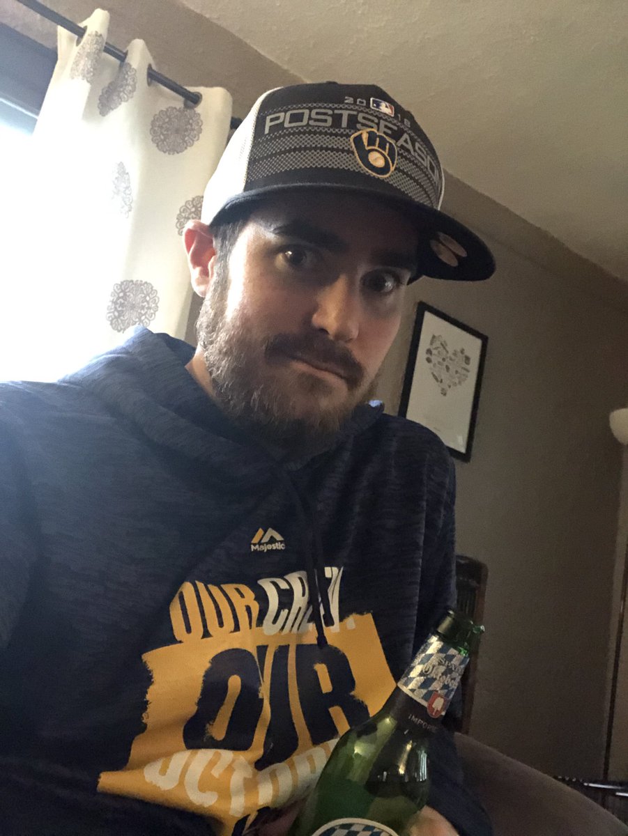 TheReelRidder's tweet photo. Yes, I’ve been wearing the same clothes since Friday... think I can make it 4 days? #ItsOnlyWeirdIfItDoesntWork
#OurCrewOurOctober
#HuntingOctober
#brewers https://t.co/qENDOJEVhj