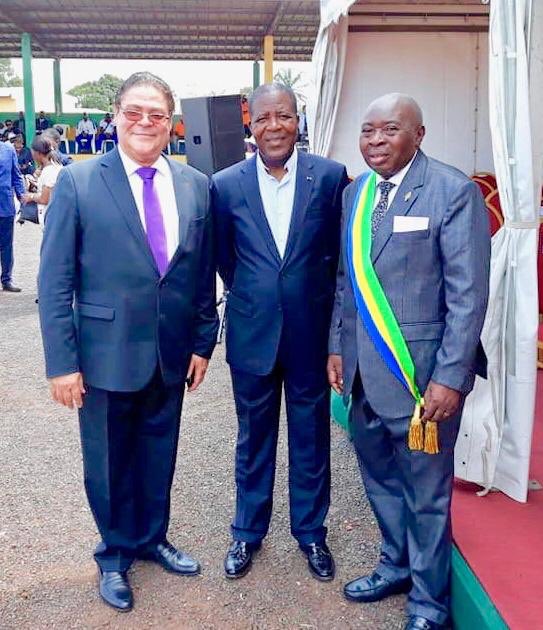 Mdeuxo1's tweet photo. INAUGURATION  DU SERVICE UNIVERSEL EN COUVERTURE DE LA TÉLÉPHONIE MOBILE DES DEUX PROVINCES PAR LE PRÉSIDENT DE LA RÉPUBLIQUE À  #OKONDJA #GABON #M2o #PDG2R https://t.co/A1dz4OrP8T