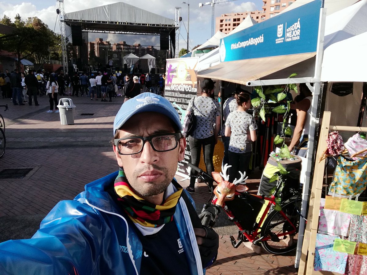APARDO22's tweet photo. #FeriaBogotáEnBici https://t.co/MrGoo0Kfg9