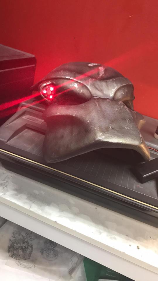 predatorstuff's tweet photo. Hi everyone!  We have two Predator Bios available for immediate purchase and will ship out right away.  We have an AvP Scar Predator bio complete with smoked lenses and a tri-laser setup as well as a Predator 2 bio, also with smoked lenses.  Send us a PM for details! https://t.co/cvsSzpszt4