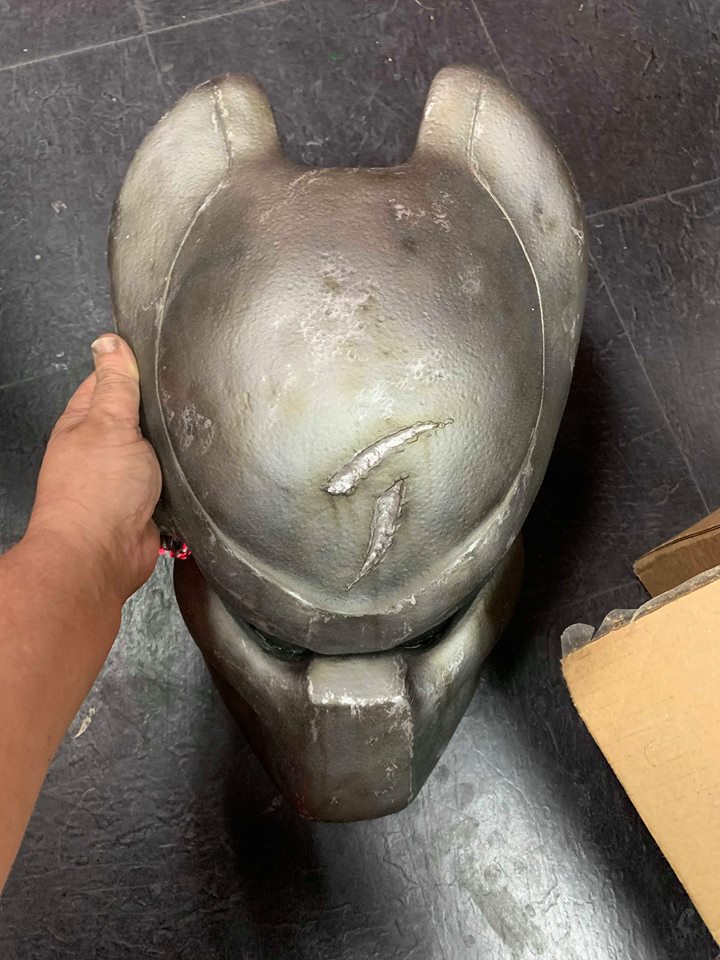 predatorstuff's tweet photo. Hi everyone!  We have two Predator Bios available for immediate purchase and will ship out right away.  We have an AvP Scar Predator bio complete with smoked lenses and a tri-laser setup as well as a Predator 2 bio, also with smoked lenses.  Send us a PM for details! https://t.co/cvsSzpszt4