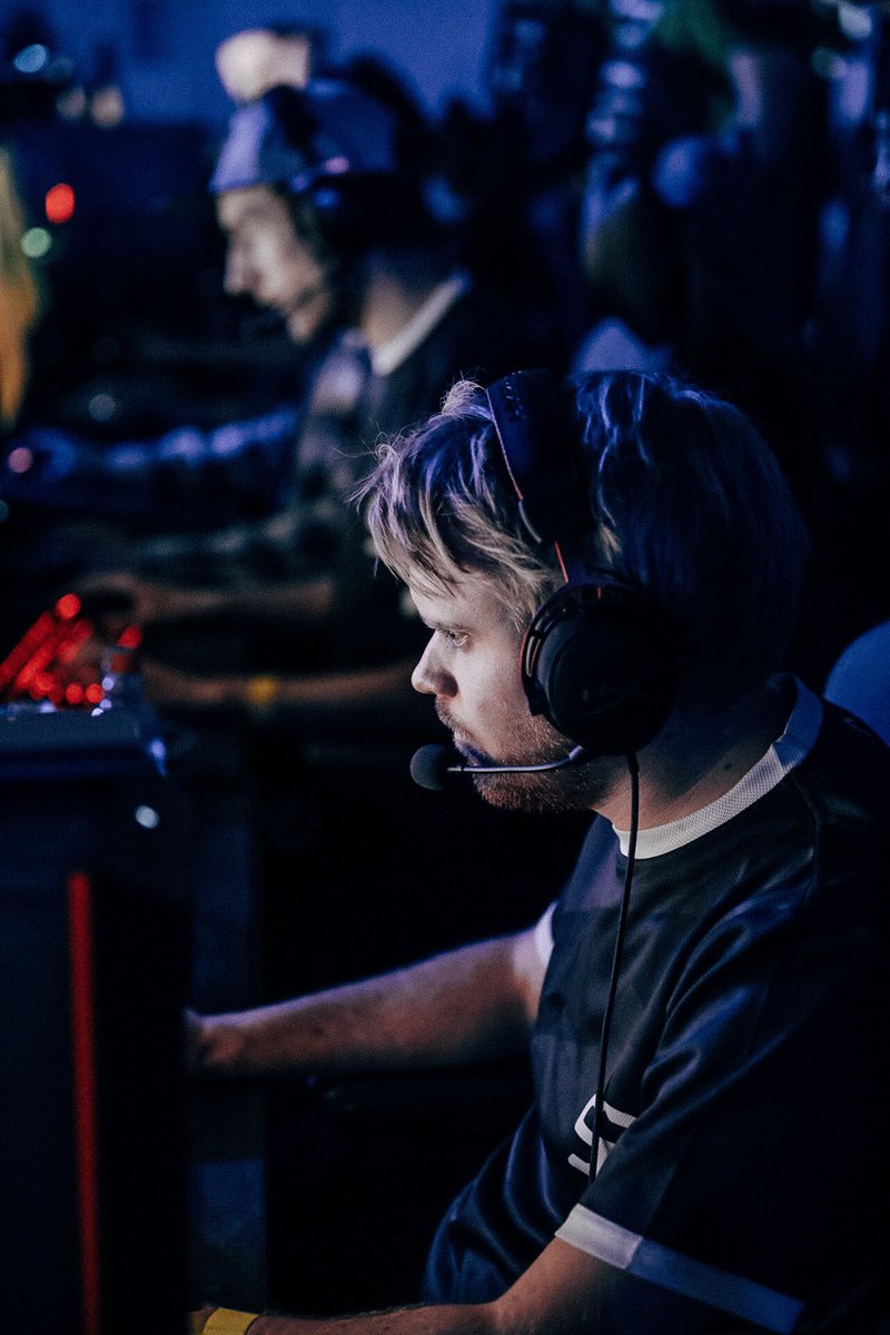 So cool to see the boys in <a href="/spettgaming/">Spettgaming</a> take home the second place! Let’s go for the win at Dreamhack Winter <a href="/Littlefix_/">Littlefix</a> <a href="/ivelhawk/">ivel</a>