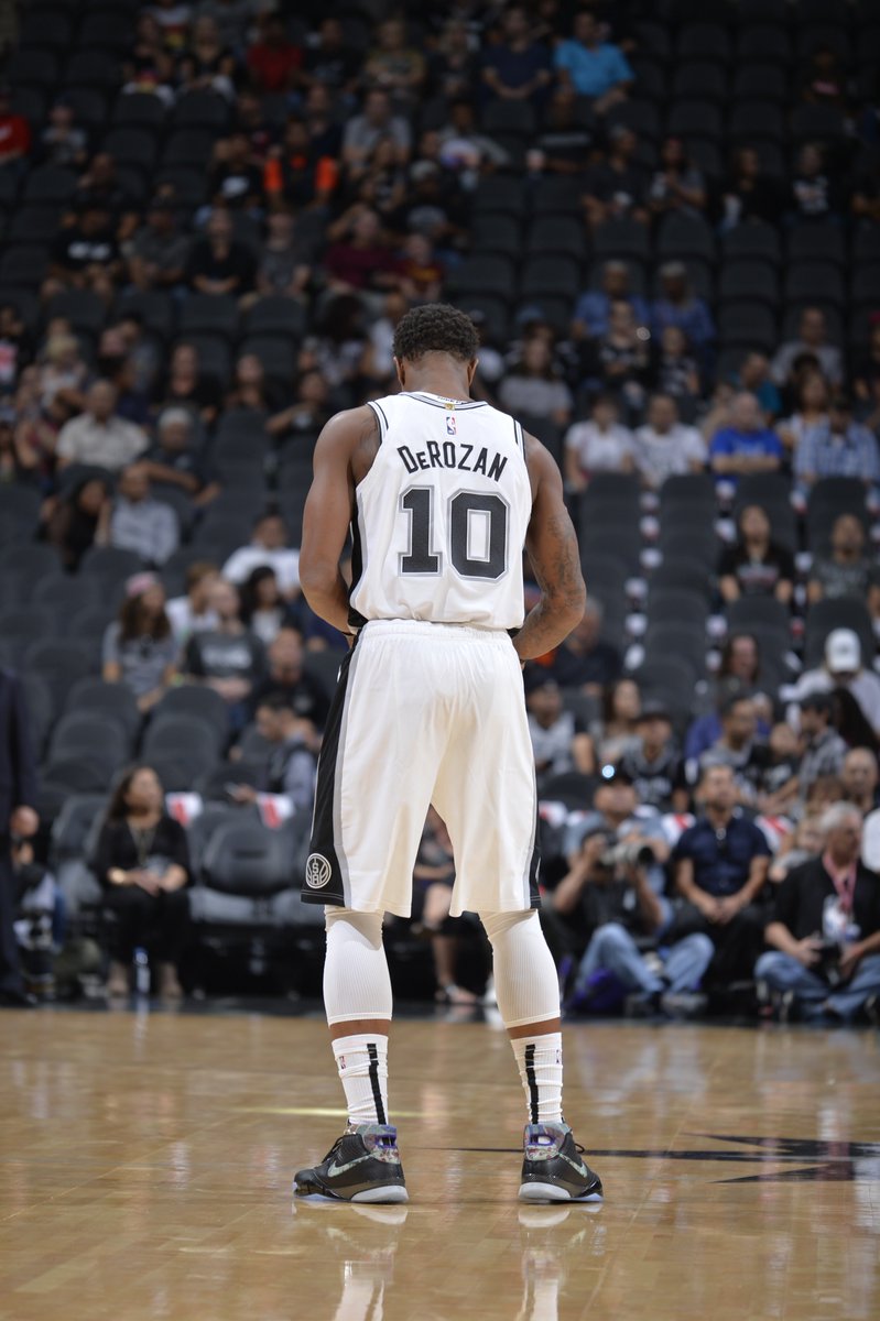 NBA tweet picture