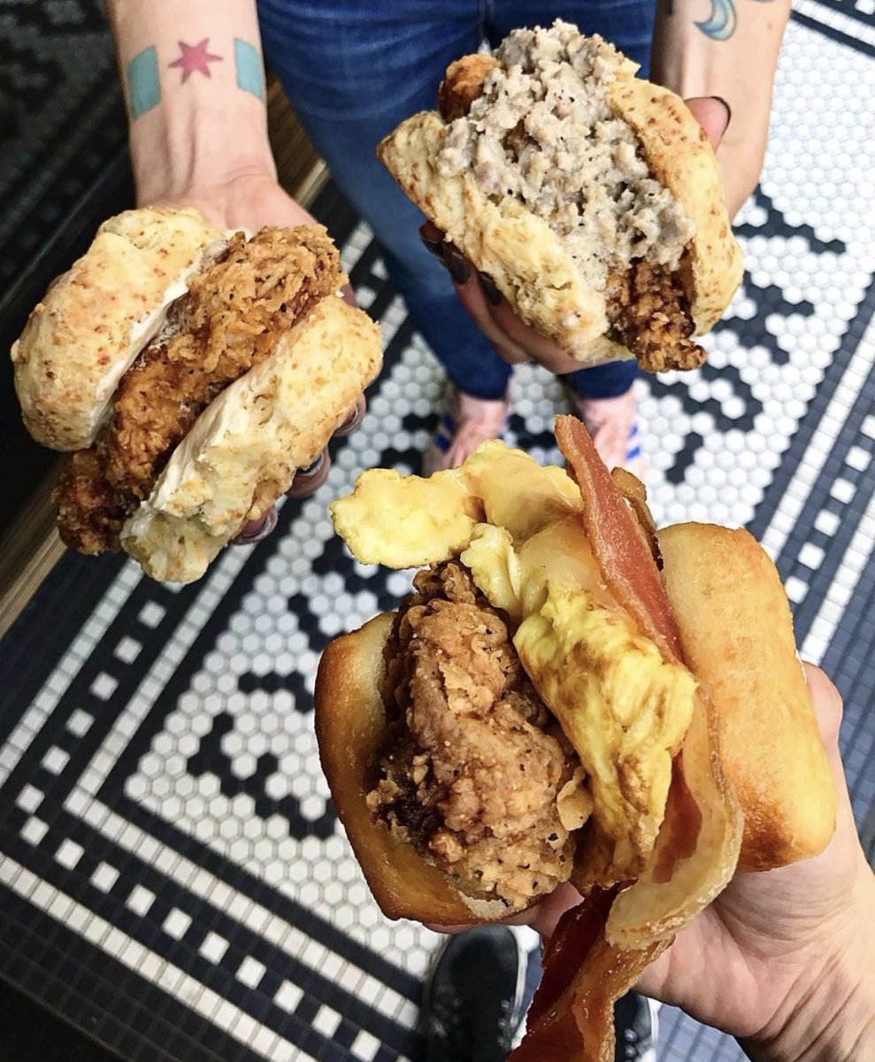 YPMarylandandDC's tweet photo. Astro Doughnuts &amp; Fried Chicken

1308 G St NW, Washington, DC 20004 https://t.co/Iw44oT9rvv