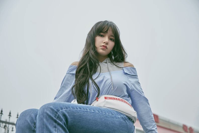 DoX9PbGXUAE4CbM.jpg:orig