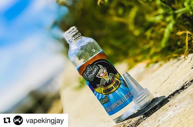 Grab hold of fruity momma 😎
▪️
@ vapedlites.co.uk @vapekingjay ▪️
#vape #vaper #vapeon #vapepics #vapelyfe #vapelifestyle #vapetricks #vapenation #sumervibes #vapers #vapelife #vapelove #mylifeisyou #vapefam #vapecommunity #vapedaily #igaddic… ift.tt/2xVJeKr