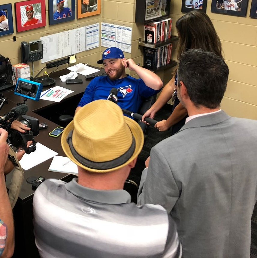 BlueJays's tweet photo. It didn't take long for Manager Martin to perfect the Gibby lean. @russellmartin55 👀 https://t.co/lqoJ4Q4Xrt