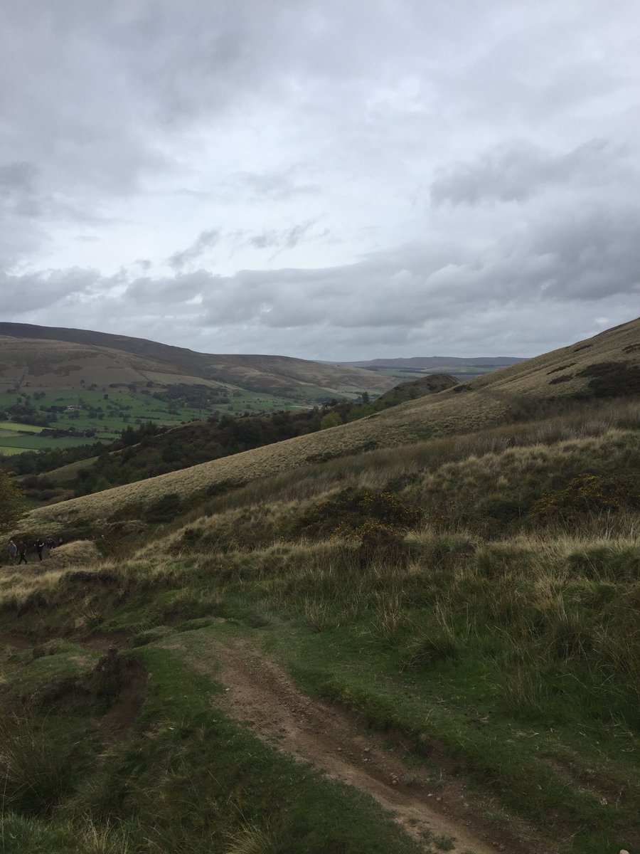 TheWIWalks's tweet photo. Today’s walk Edale- Malm Tor-Hope. Steepish climb to start and definitely feeling the weight of the pack with my weekend gear (yesterday we left in the hotel) @DerbyWIs @MFWI @WomensInstitute @WILifemagazine @peakdistrict https://t.co/76cRZ7KSUt