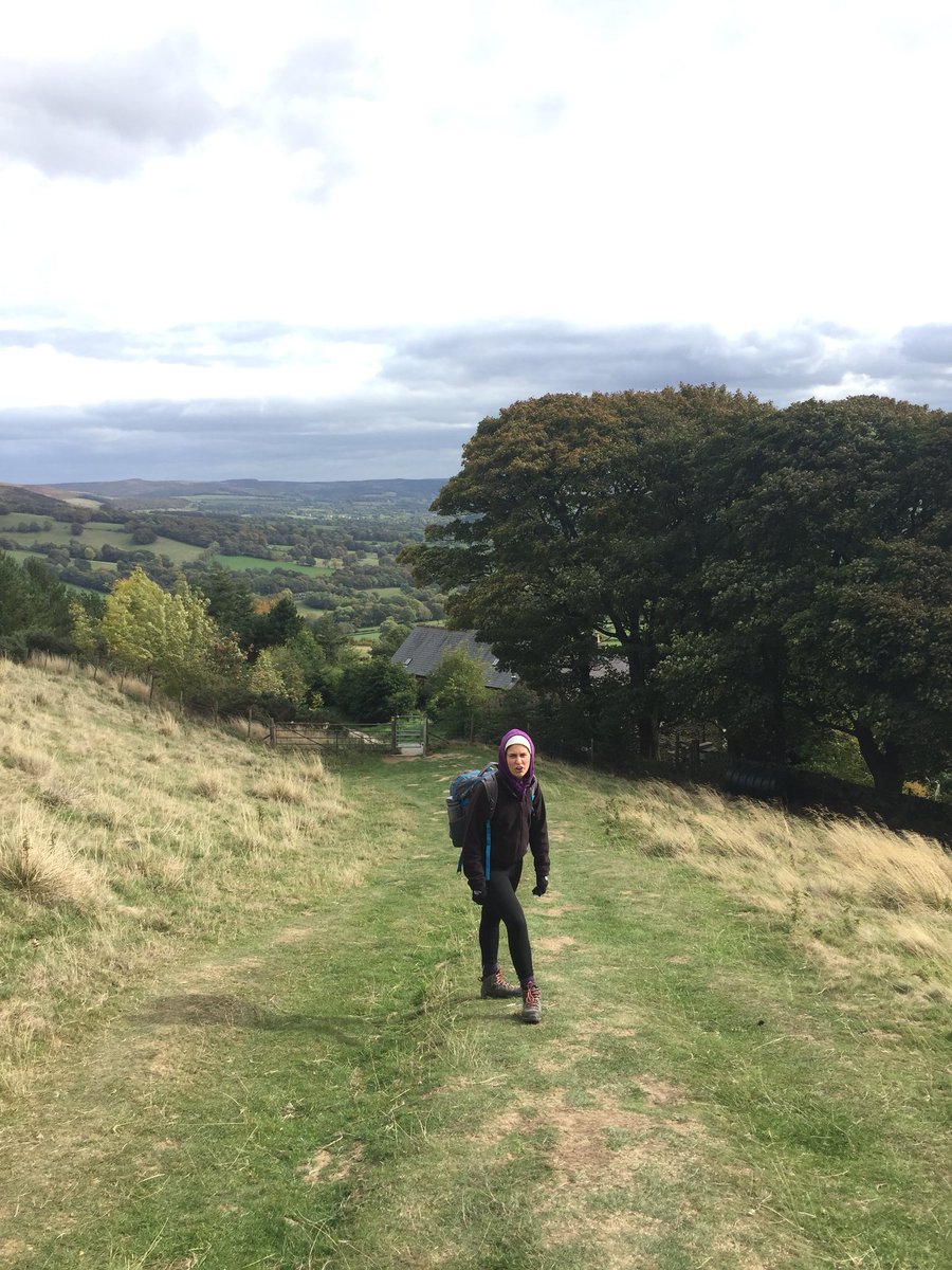 TheWIWalks's tweet photo. Down from the zenith of our walk today and lunch at a cairn just below Lose Hill, before walking through fields full of placid sheep into Hope. @DerbyWIs @peakdistrict @WomensInstitute @WILifemagazine @N1_WI @MFWI https://t.co/fUrNJ9o25B