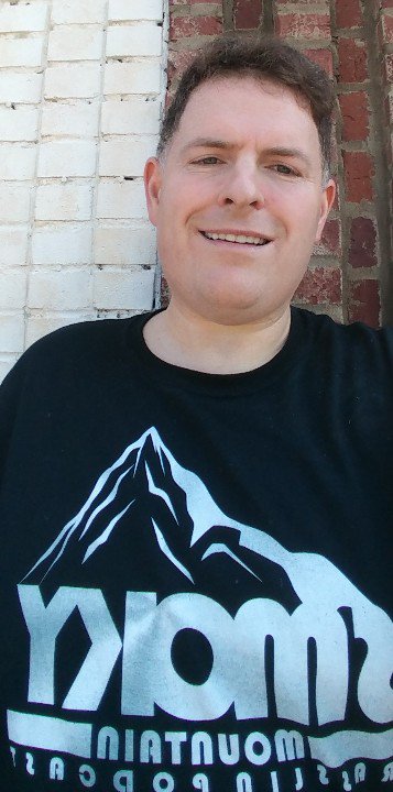 thinmanwithin's tweet image. In line for @PrichardShow but look at what podcast shirt I'm wearing #bttarmy @BTT_Podcast #smoothupinya