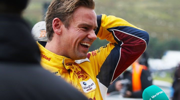 4Mark1's tweet photo. A good season well done #TomChilton_ @TomChilton #Motorbase #PerformanceFordFocusRS @Motorbase @DunlopBTCC @AJGCORPORATE @ShreddedWheatUK @itvmotorsport #DunlopBTCC #GallagherRacing #ShreddedWheat #BTCC #brandshatch #ITVMotorsport @Brands_Hatch https://t.co/fZ39e3ROl4