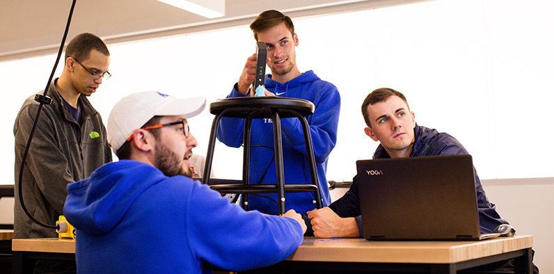 g_schwop's tweet photo. Millikin has always offered a ton of opportunities to help me get ready for "the real world." No matter if it was through performance learning in classes or through application in student run ventures, I feel prepared to graduate this upcoming Spring.
#MK363 #ProfessionalSuccess https://t.co/hCjqVjDVds