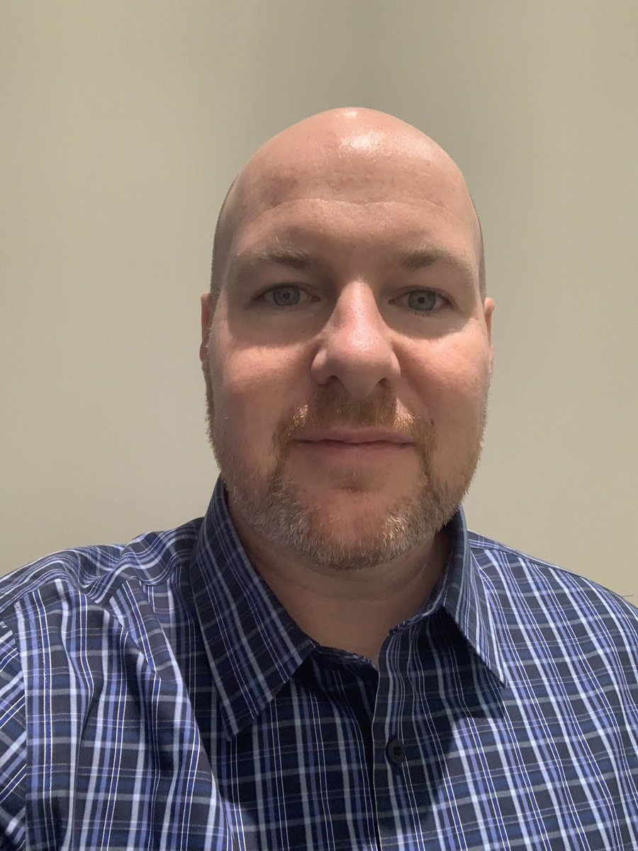 rtwdave's tweet photo. Feeling good about the two new shirts I picked up from @UNTUCKit for my trip to Italy this week. Fall in Tuscany? Can't wait! #atws18 #untuckit https://t.co/XzMKKVefdp