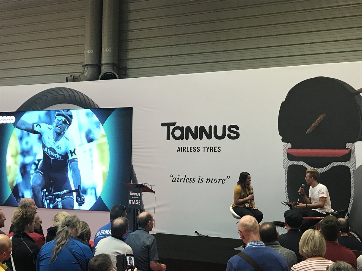 roblkirk's tweet photo. Great to meet a true ambassador of cycling @marcelkittel @CycleShow
#cycleshow2018 @canyon_bikes @CanyonUK
#PROcyclist @katushacycling https://t.co/MIIePaFlD5