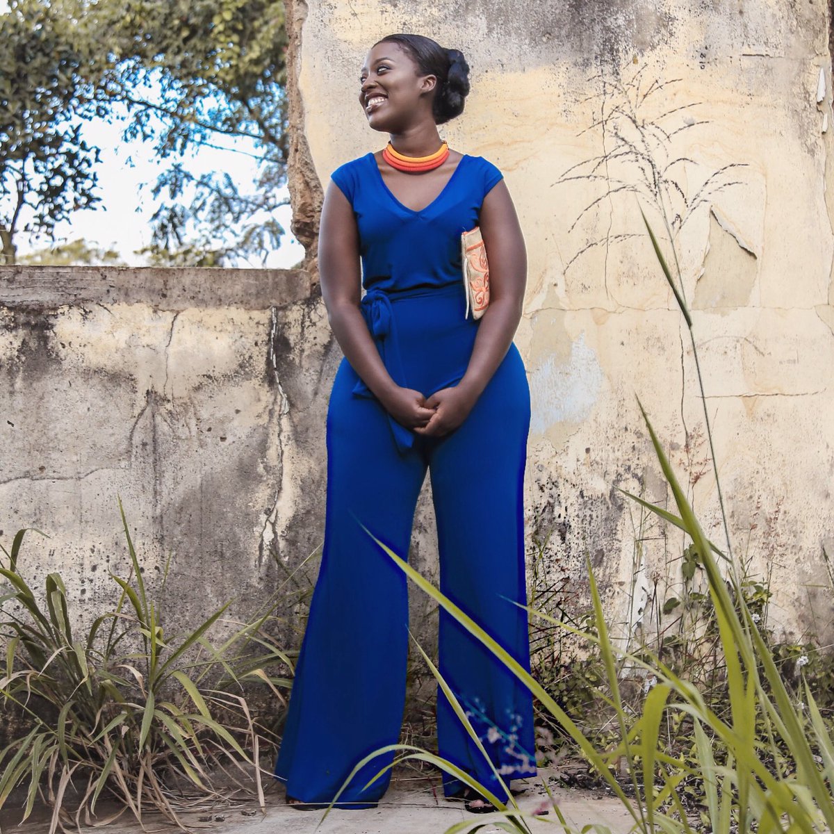 BoldinAfrica's tweet photo. Final post from our #September #BoldWomen - @MarthaKayug we thank you! 💛👑
👘 @KweshUG 👜 #AfroDash 💎 @Simmafrica
Available in store.
#MadeinUganda
💄 Mona Faces 📷 @RollandRollie
#MadeinAfrica #AfricanFashion #BoldinAfrica #BoldWoman #SeptemberMuse #africanprint https://t.co/LTzXXeewvI