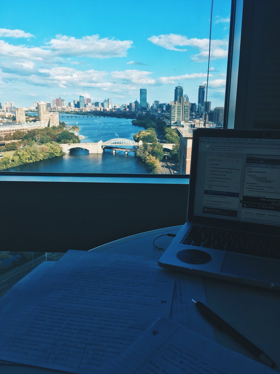 isabelle__np's tweet photo. Data structures and algorithms aren’t so bad when paired with this view https://t.co/XAe46sDiM9