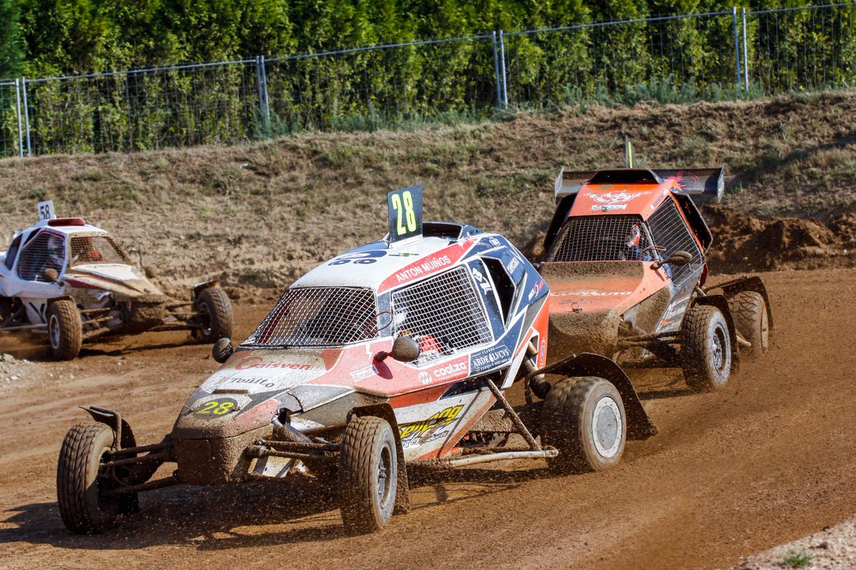 Antón Muíños a las puertas del podio en Carballo - antonmuinos.com/2018/09/30/ant… <a href="/Semog_Racing/">Marketing Semog</a> @mbpress_Es