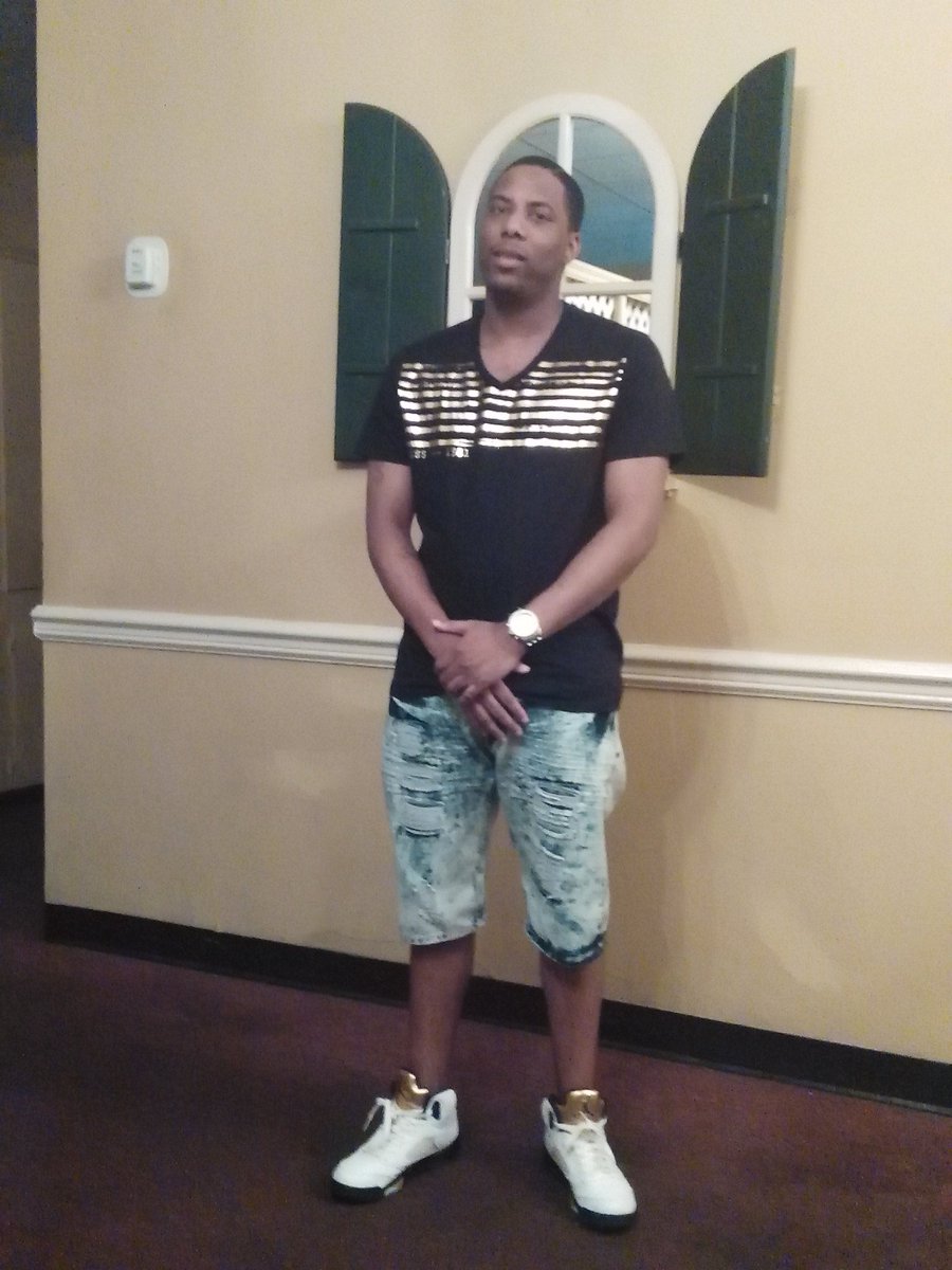 stackzncentz tweet picture