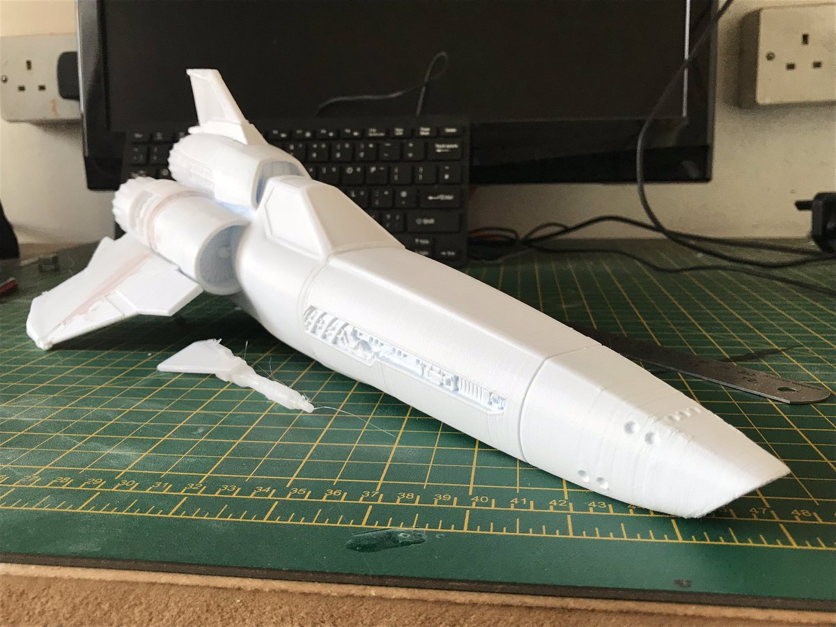 Mad_Miles's tweet photo. Viper MKII almost all together. A bit of filler and some paint and it should look amazing! #BattlestarGalactica #vipermkII #3DPrinting #3dprinter #bigprints https://t.co/2S59WxLJeM