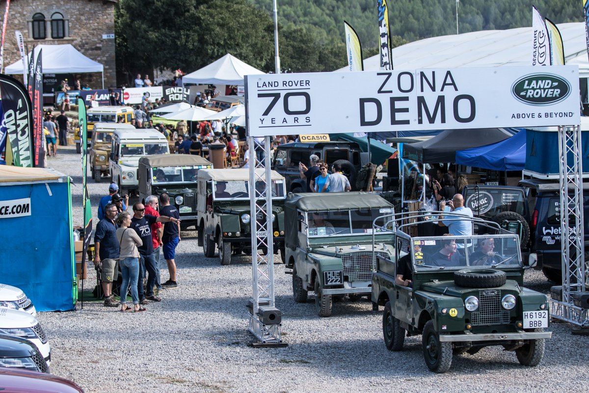 Con más de 700 vehículos Land Rover participantes y más de 5.000 personas, la Land Rover Party 2018 ha superando todos los récords de asistencia!
Felicidades a todos los que lo habéis hecho posible!
landroverparty.com