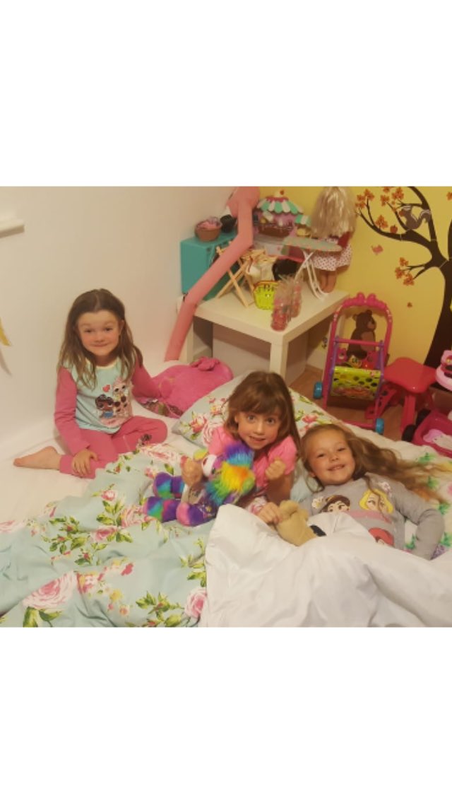 MikeBirch12's tweet photo. Isla &amp;Esme having a fab sleepover at Eva’s house, they had a fab time as you can see. @Rebecca65886089 @QueensCoEURC  @MrsPotterQP @michelleorf82 https://t.co/kM84r1LhtN