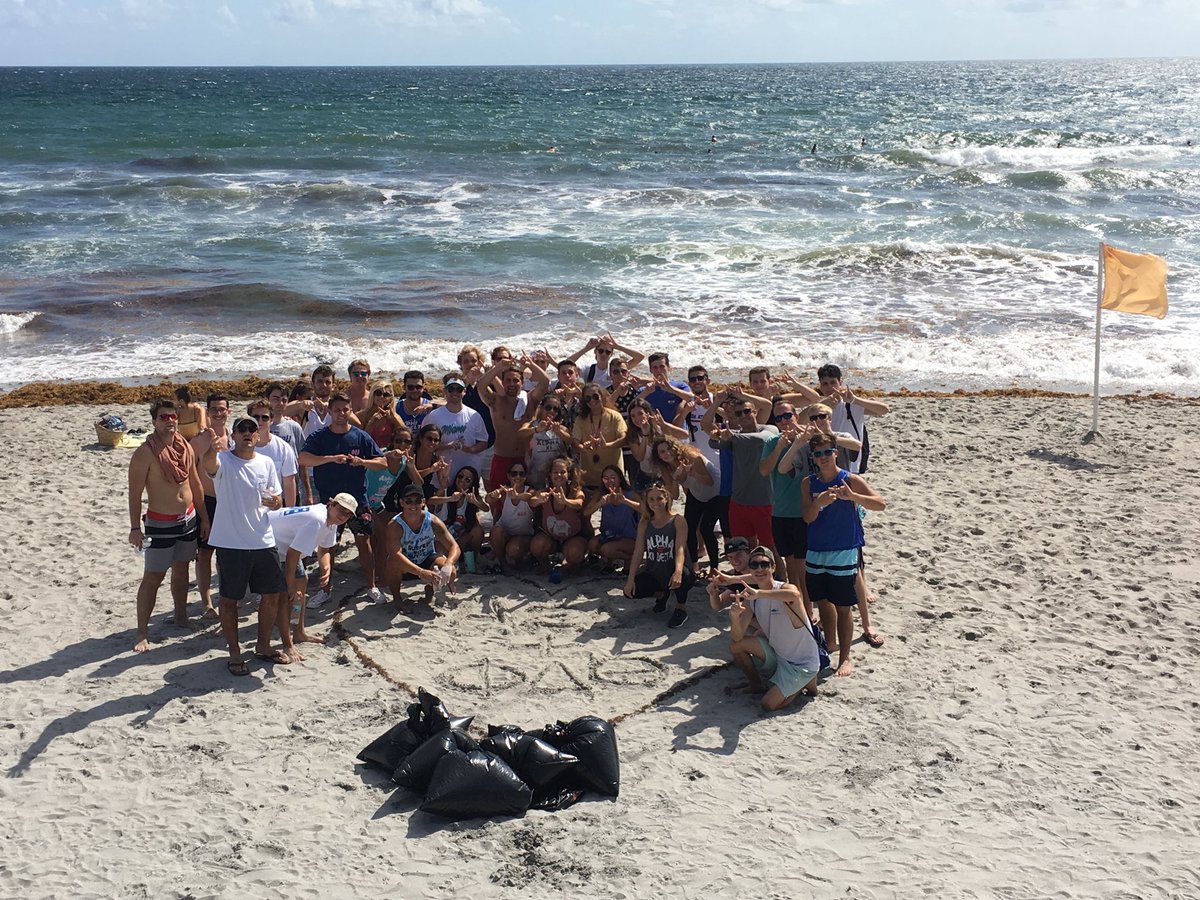 FAU Phi Delt tweet media
