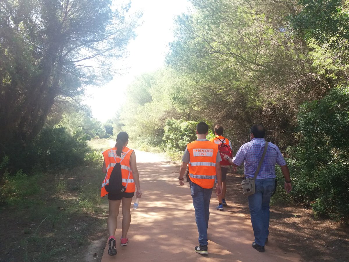 protecivilvlc's tweet image. Diumenge complet per despedir el cap de setmana. #formaciovlc per a nous voluntaris de #protecivilvlc, curs de #primersauxilis a @ajvila i #LevanteAlavés al Ciutat de València. I a tots hem estat #alteucostat. La setmana que ve més.