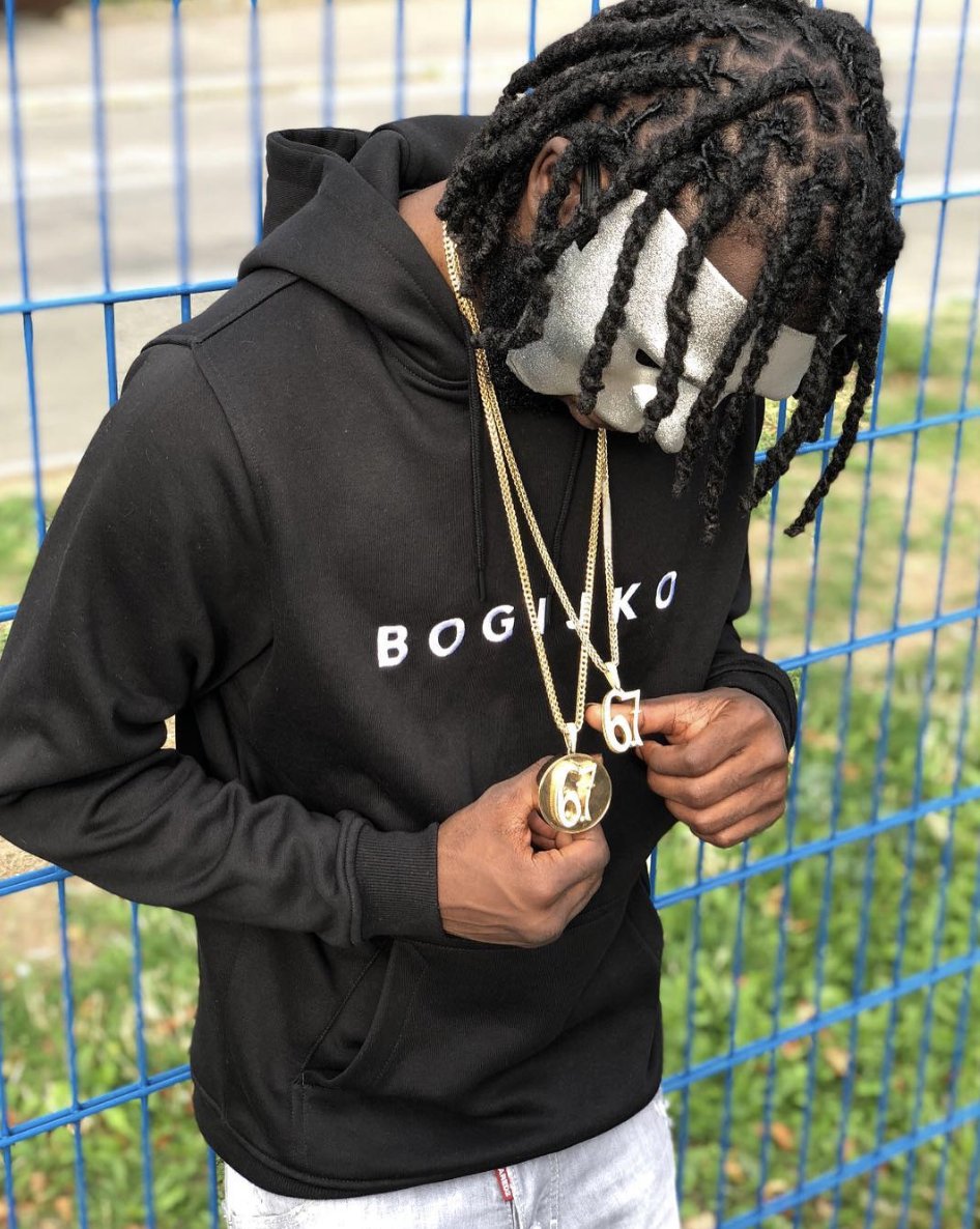 CreativeGenUK's tweet photo. NEW VIDEO: @Scribz6ix7even - PR
Prod by. @carnshill
Visuals by. B Dot x SP
#TheMaskedOne - Out Now!
Cc. @Official6ix7
๐: @s_j_r19
https://t.co/iDXJF6BWbx https://t.co/Vez7rDweXI