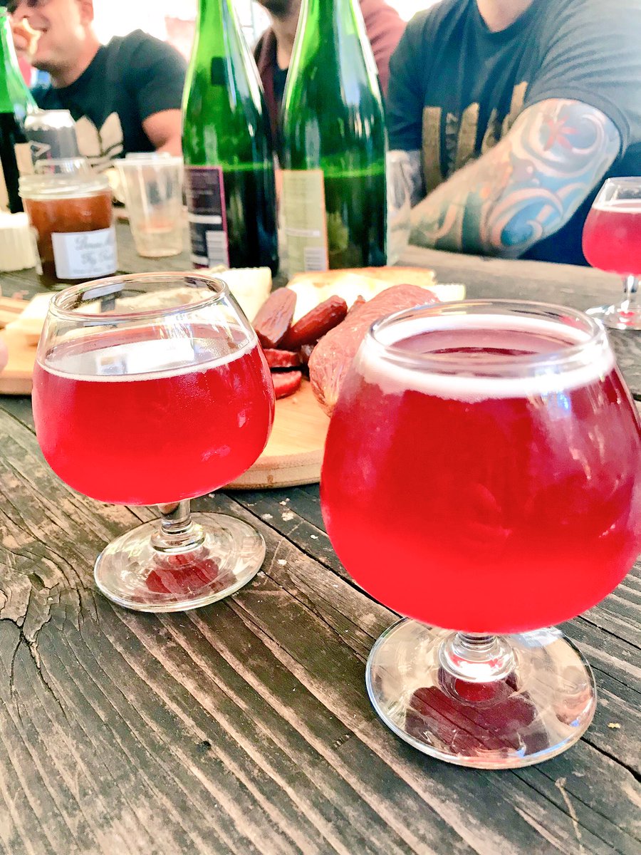 Yet another memorable #zwanzeday made possible by the amazing people at #spuytenduyvil #cantillon