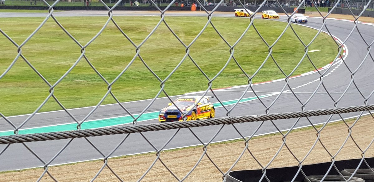 AlexCray2's tweet photo. Weekend at #BrandsHatch with great friends. Fantastic time can't wait till next year... https://t.co/fAIuNCNwNP
