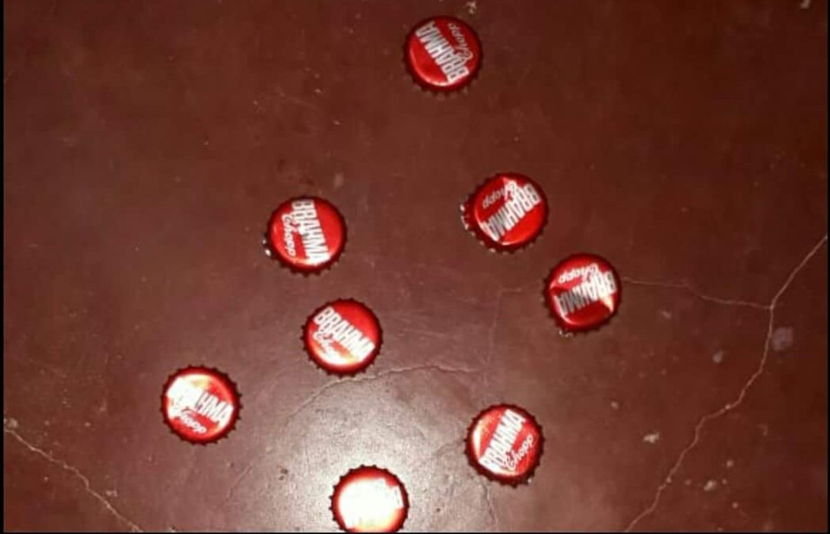 Eric_Anguita's tweet photo. Estoy haciendo un trabajo para la facultad y necesito de estas tapitas,      cualquier donación sirve https://t.co/TmmjF5g33R