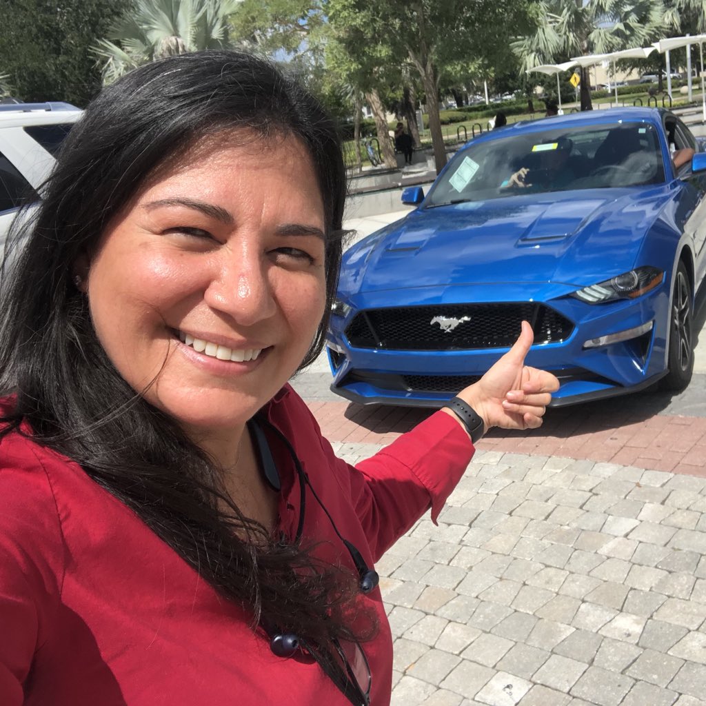 LoreleisLitLair's tweet image. Big shoutout to @Ford for the awesome swag at #FLBlogCon Your sponsorship was greatly appreciated! Thanks for all the goodies! #buyfordnow #bloggerevent #orlandoblogger #loreleislitlair
