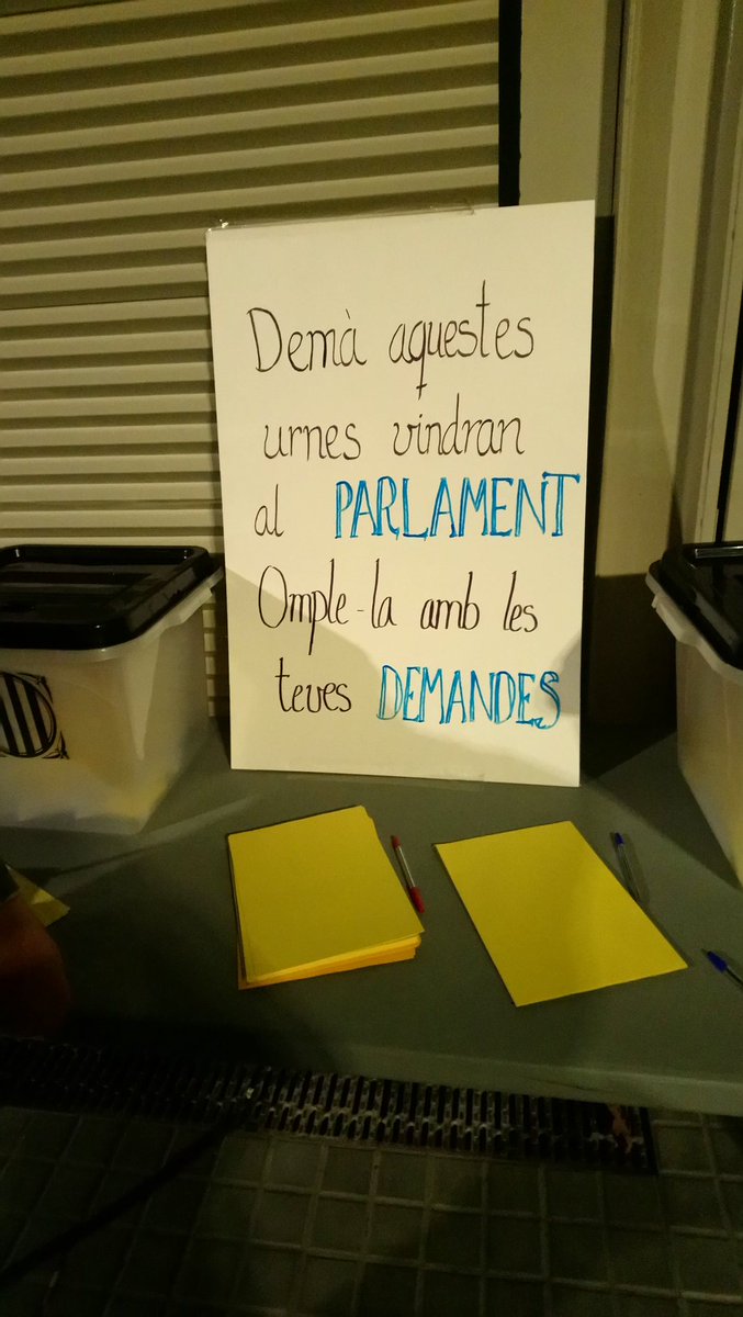 alextremp's tweet photo. Sé que no serveix de res. Però dit queda.

#1oct #Som1oct #elmeu1O #ElMeuVotEsInviolable #ForaXusmapol #RepublicaCatalana https://t.co/8KWvhMl81m