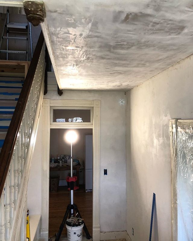 OldTownHome's tweet photo. #Plaster finish coats, you’re so smooth! It’s amazing to look at this ceiling and think it was cracked and full of random unintentional texture (even some visible mesh tape). #plasterestoration #diyplasterrestoration #masterofplaster #weekendwarrior #nic… https://t.co/7xrm5hqWfu https://t.co/ZqkRWXSKPq