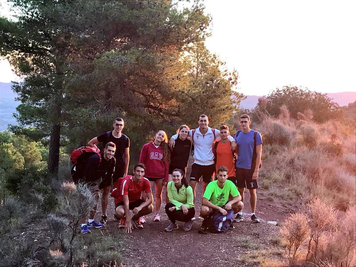 WanJo_13's tweet photo. Trabajar, Entrenar y Disfrutar Aprendiendo #CTNPetxina #swimfast #natacion #performance #neogym #fncv #tecnificación #trekking #senderismo #calderona #serra #controlmotor #motorcontrol https://t.co/hE2XnUQqMS