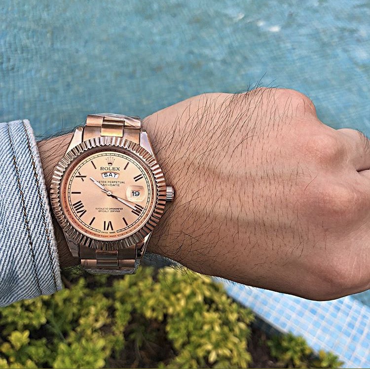 VipLokal's tweet photo. ⌚️ROLEX DAY DATE
✅ 239.90 TL
✅ Su Geçirmez
✅ Tüm Fonksiyonlar aktiftir
📦 Ücretsiz Kargo, Kapıda Ödeme
👉 Kapıda Nakit Ödeme veya Tek Çekim
♨️ Sipariş için ;
📲 Whatsapp: 0506 166 97 15

#saat #moda #erkek #erkeksaat   #armani #rolex https://t.co/6M4xa9jXwd