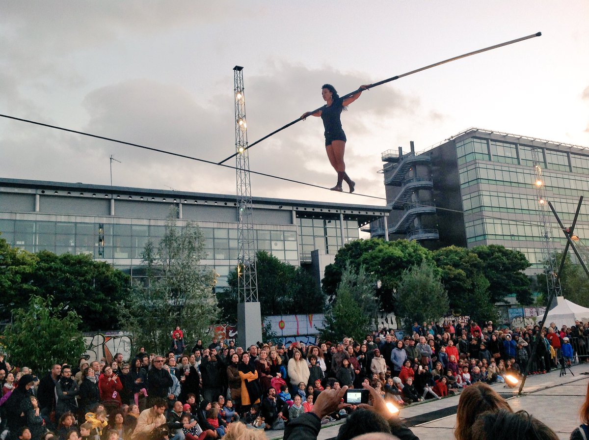 Nicolasvae's tweet photo. #sojatira
#compagniebasinga
#Pantin
#LeBrooklyndunouveauPantin
La féline Tatiana place de la pointe Pantin https://t.co/2w5zGsYjrz