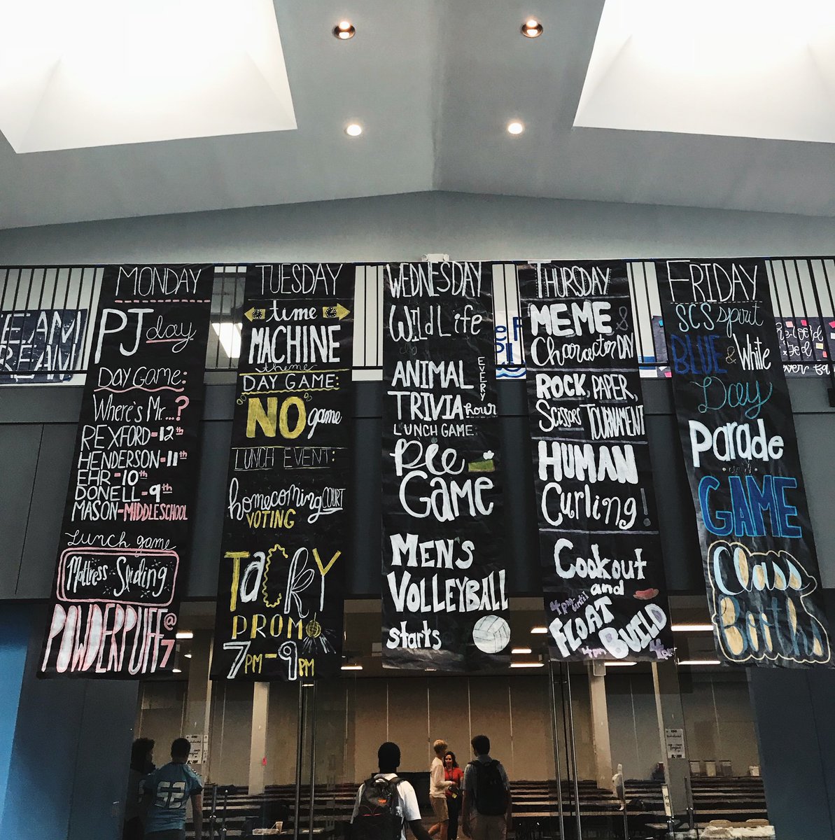 spirit week is finally here. Come out to everything to get points for your grade😍🤩💓💫⚡️