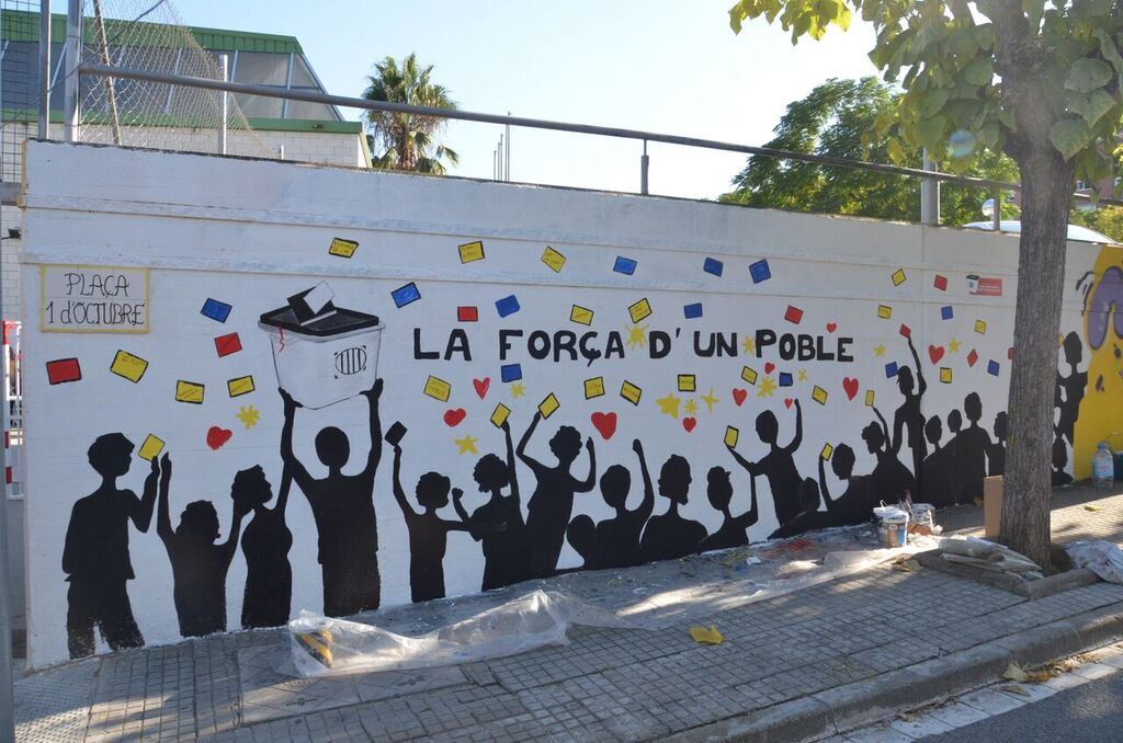 CDRSES's tweet photo. Avui hem fet poble i hem fet república.
@ @la_torrentera @CDR_Martorell @CDR_Sant_Andreu @EsparregueraCDR https://t.co/ZS96JzbecC