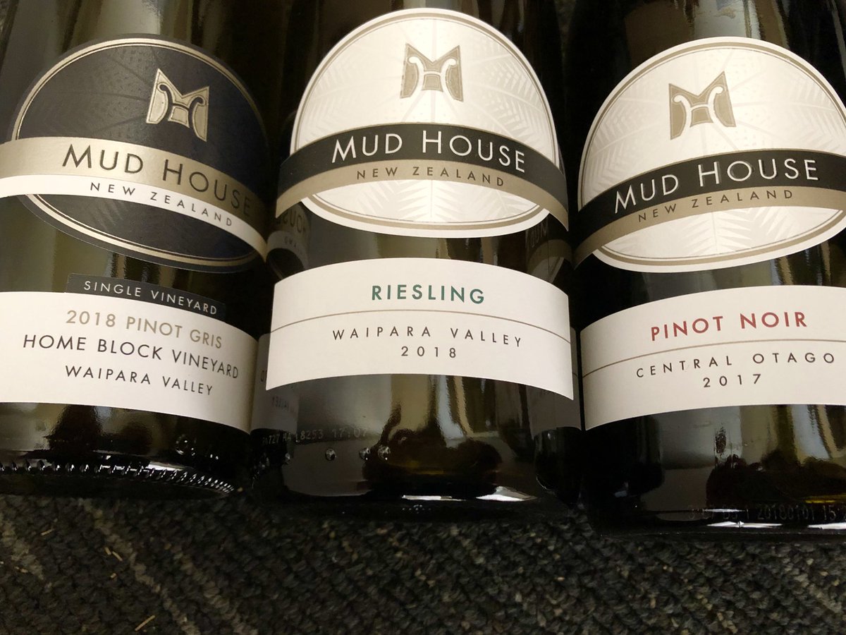 Gold medal times three at the New Zealand International Wine Show. #NZIWS <a href="/nzwine/">New Zealand Wine</a> 🏅🏅🏅 #waipara #centralotago #aromatics <a href="/cleightenc/">cleighten cornelius</a> <a href="/jackoglover/">Jack Glover</a> #mudhouse