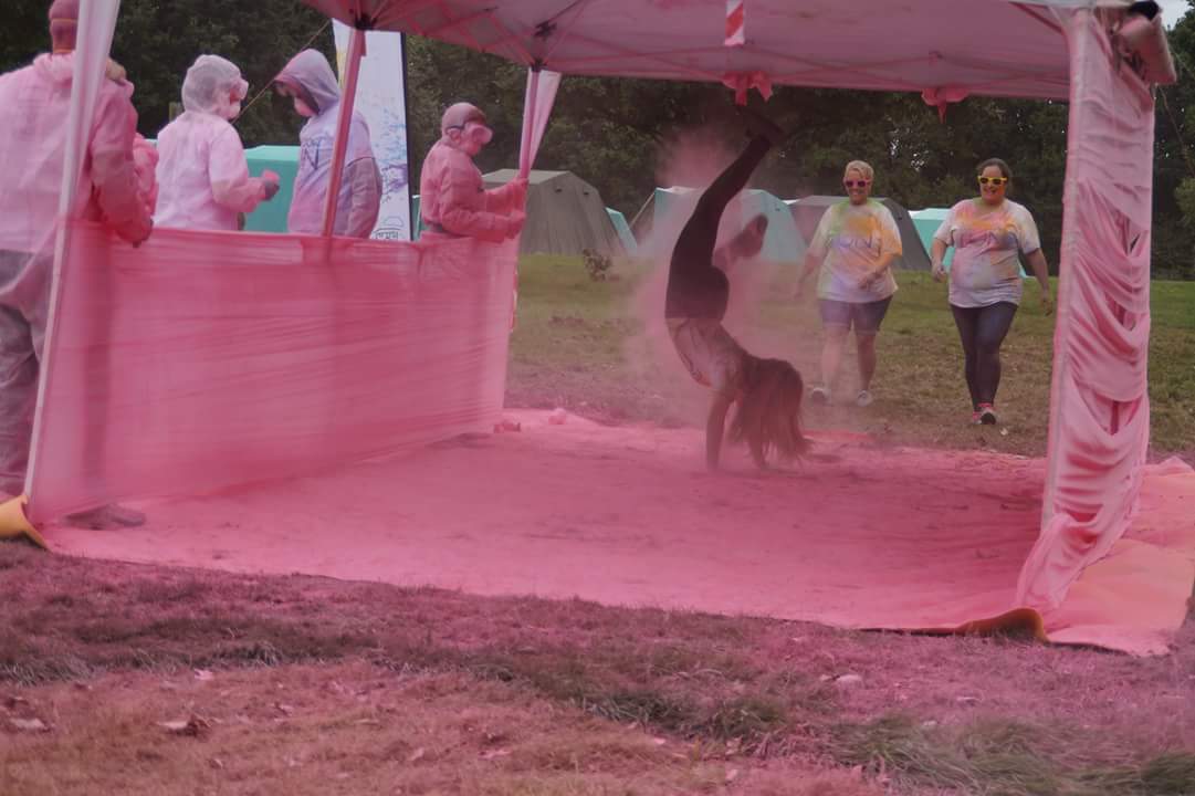 mattteare's tweet photo. Rainbow run @naomiandjack https://t.co/jiYUBmr2as