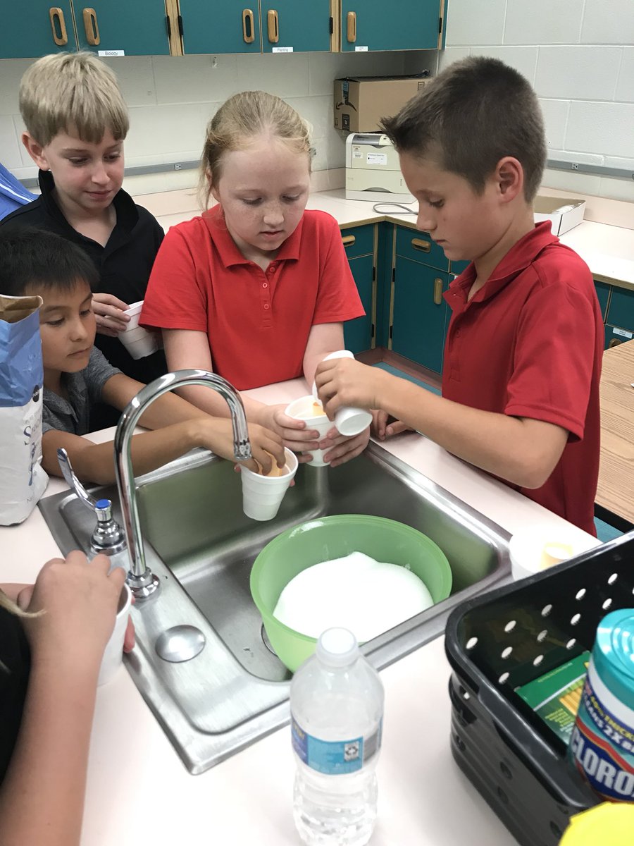 phoward65_pam's tweet photo. Debary STEM Club investigating sink holes. Science with a community connection.  #VCSscientists #dbeteach https://t.co/MdQ08gvDsZ