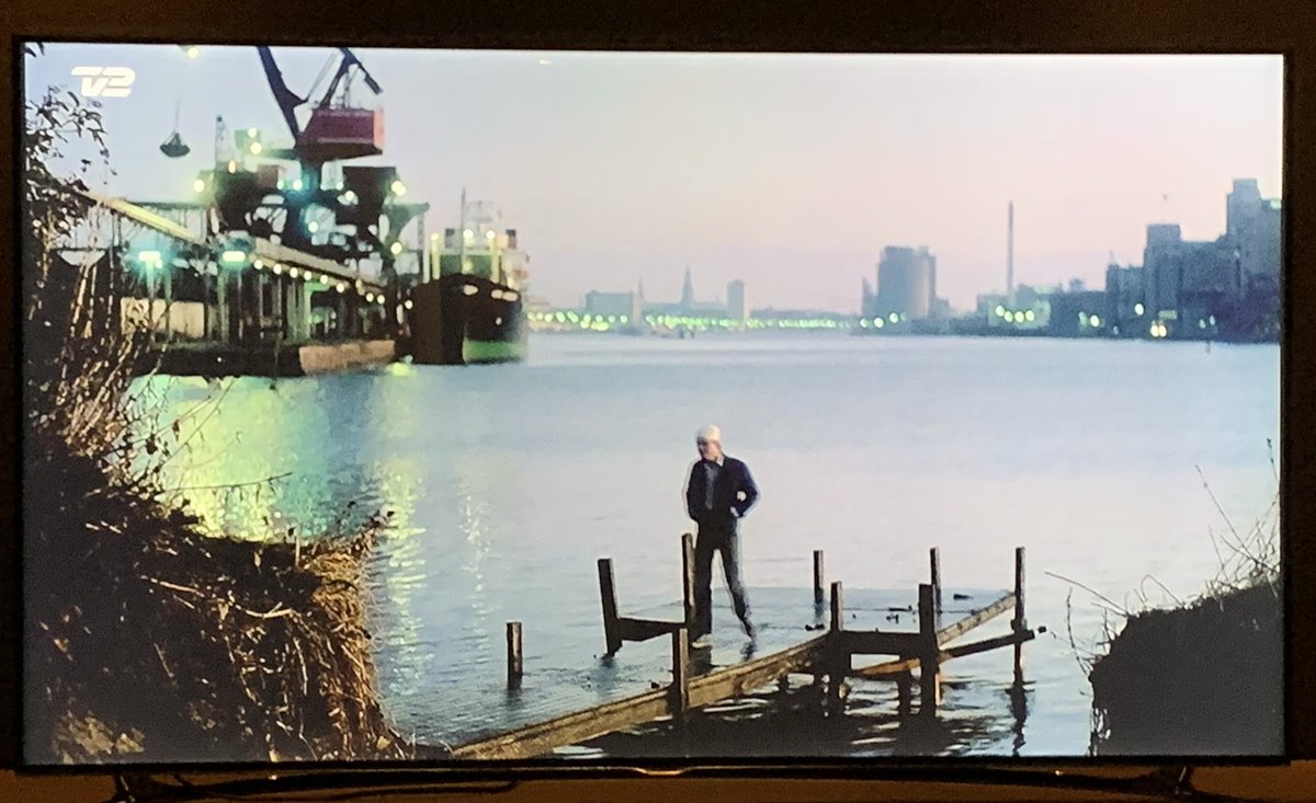 tveskov's tweet photo. Nice shot #midtomnatten https://t.co/5x2IvlOteJ