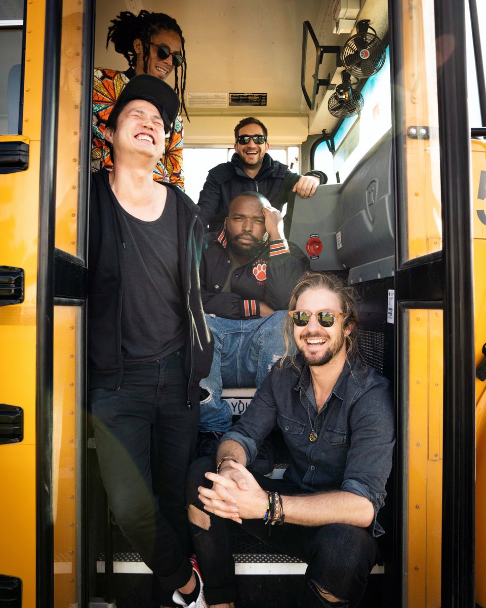 JeremyLoops's tweet image. We commandeered this schoolbus along the road today with the intention of shooting the greatest band pic of all time! Things were going smoothly until Fabian (newest member of this team) made the rookie error of saying, ‘Hey @motheomoleko, could you perhaps smile more?’ 😂