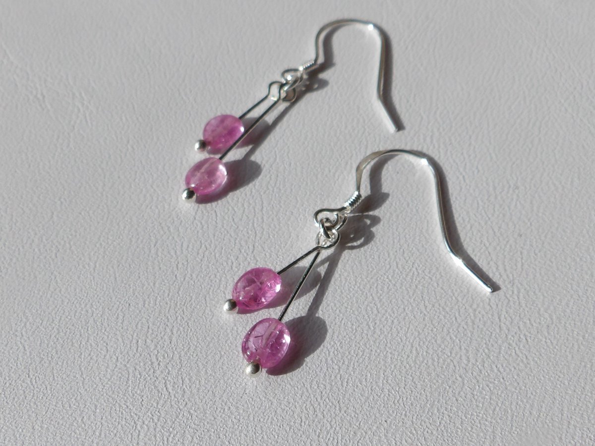 gemsbymaz's tweet image. Gemstone jewellery handmade in the UK by a Norwegian. Check out madebymarianne.co.uk #HandmadeHour