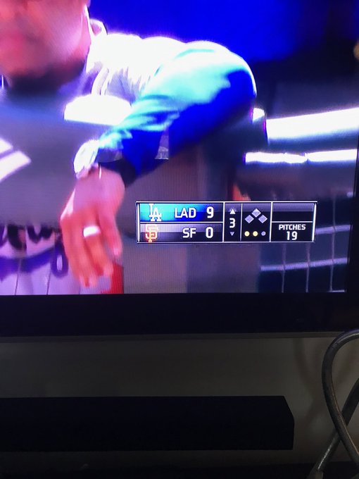 At the gym dying over my workout and dying over the fact I can’t watch this amazing @Dodgers game https://t