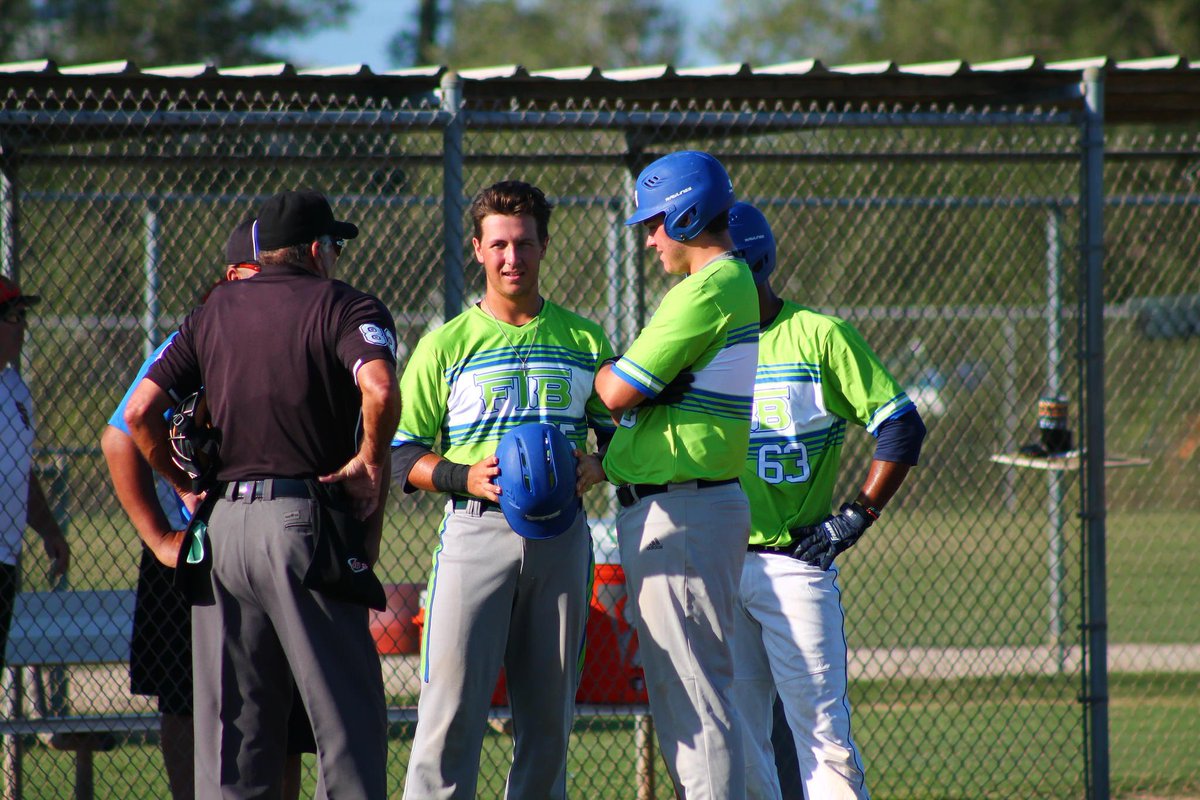 PG_Tourney's tweet photo. The semifinals are officially set at the #WWBAFloridaQualifier! #9 Florida Burn 2019 Premier will face #4 Coastal Prospects Upperclass and #7 FTB Tucci - 55 will face #6 Scorpions 2019 Founders Club! Good luck to all 4 teams tomorrow in their #RoadToJupiter https://t.co/aTtD0jbgr9