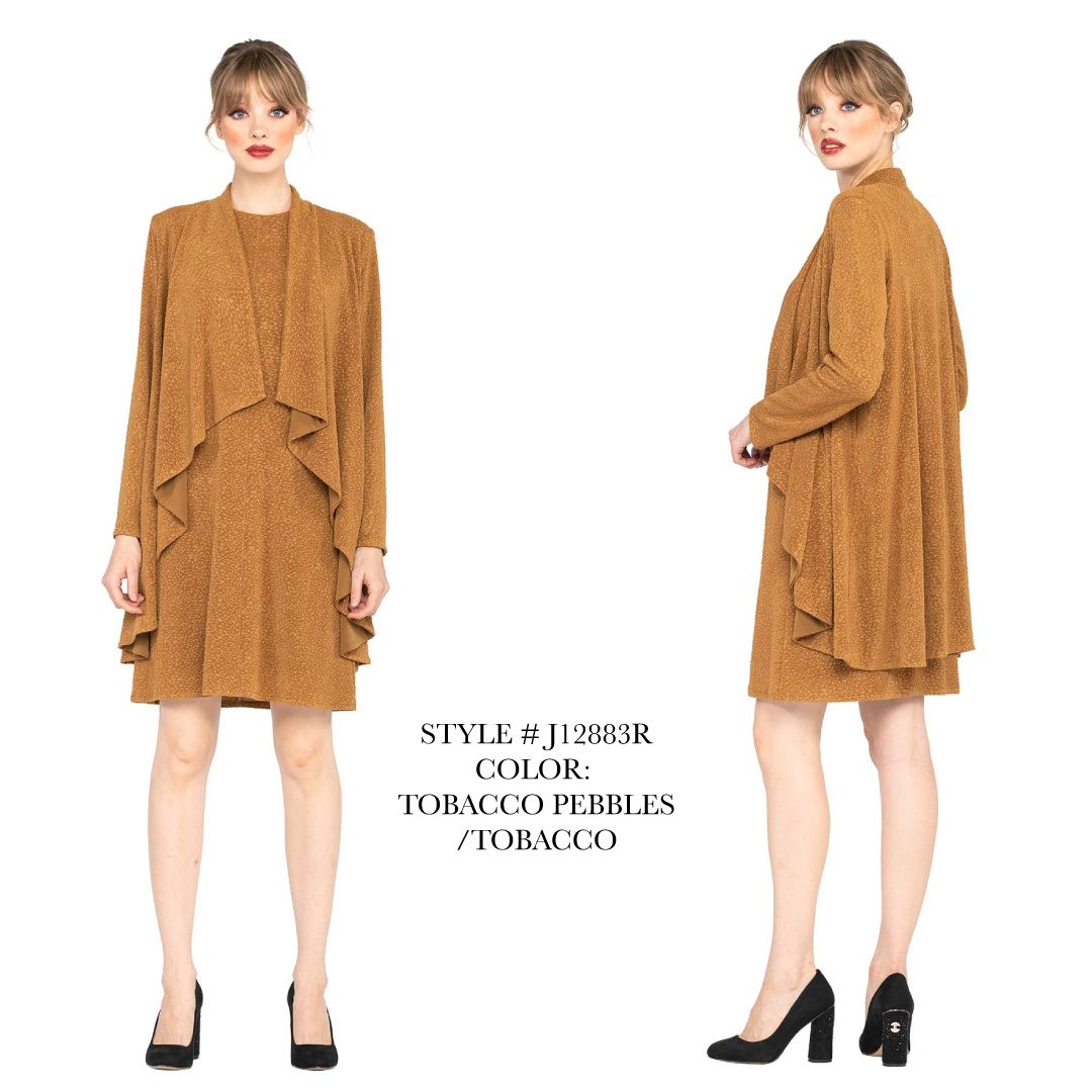 evavarro's tweet photo. This light weight, feel-good swing jacket is a total must-have to amp up your Fall Fashion 💯  Perfect for various casual and formal events. Now available https://t.co/VK5GLlpzdB
...

#evavarro #feelgood #swingjacket #drapedjacket #reversible #ootd #womenswear https://t.co/oRBZgOuApf