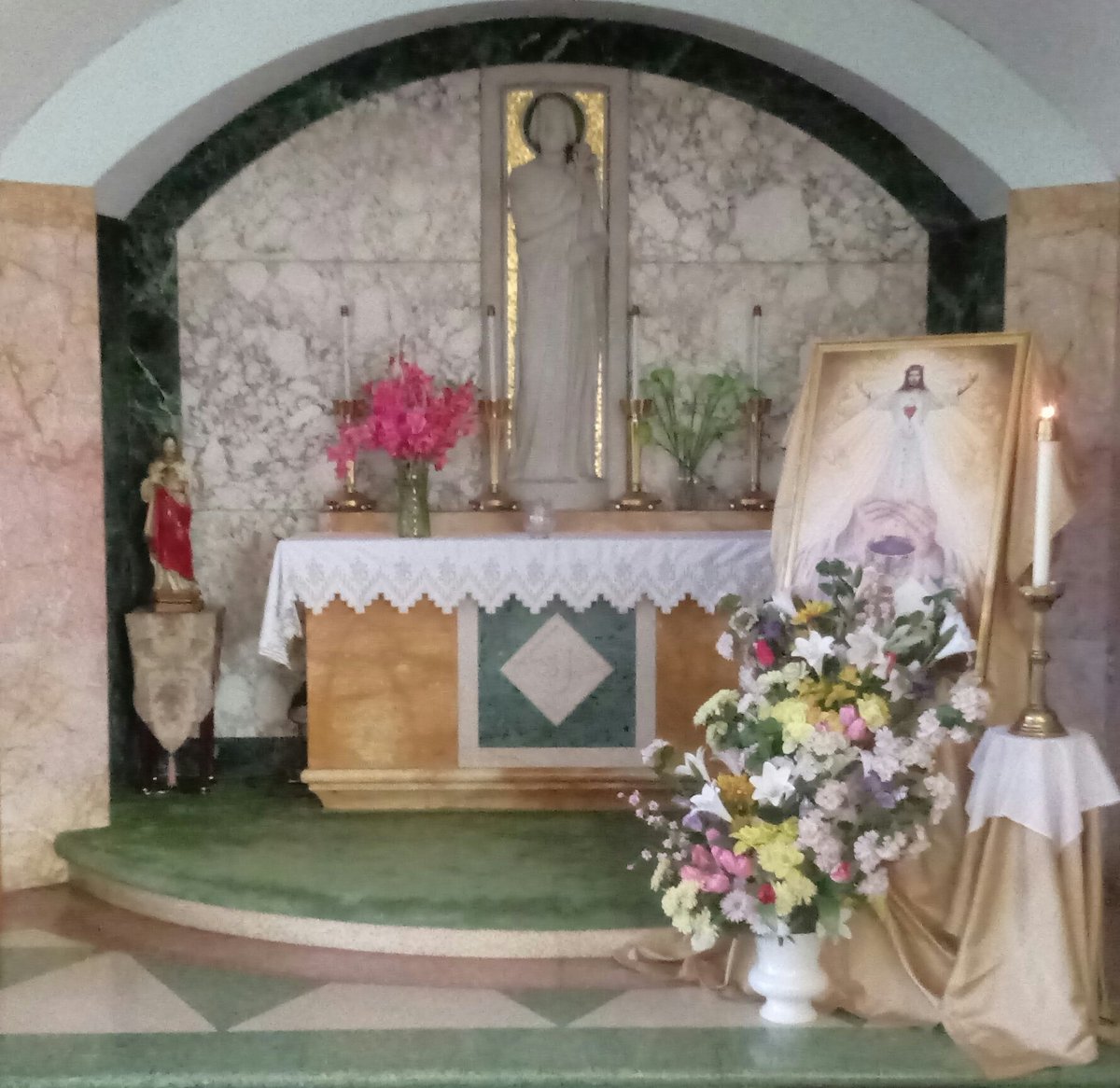 The VietnameseCommunity &       EucharisticJesusMinistries invite you to the
Solemn Feast of Our Lady of LaVang & Solemn Installation & Blessing of
'The Bread Of Life' image
October 7, 2018
ProcessionOfOurLady
2pm
HolyMass&Installation 2:30pm
#StAliceChurch
#UpperDarbyPA
Plz #RT