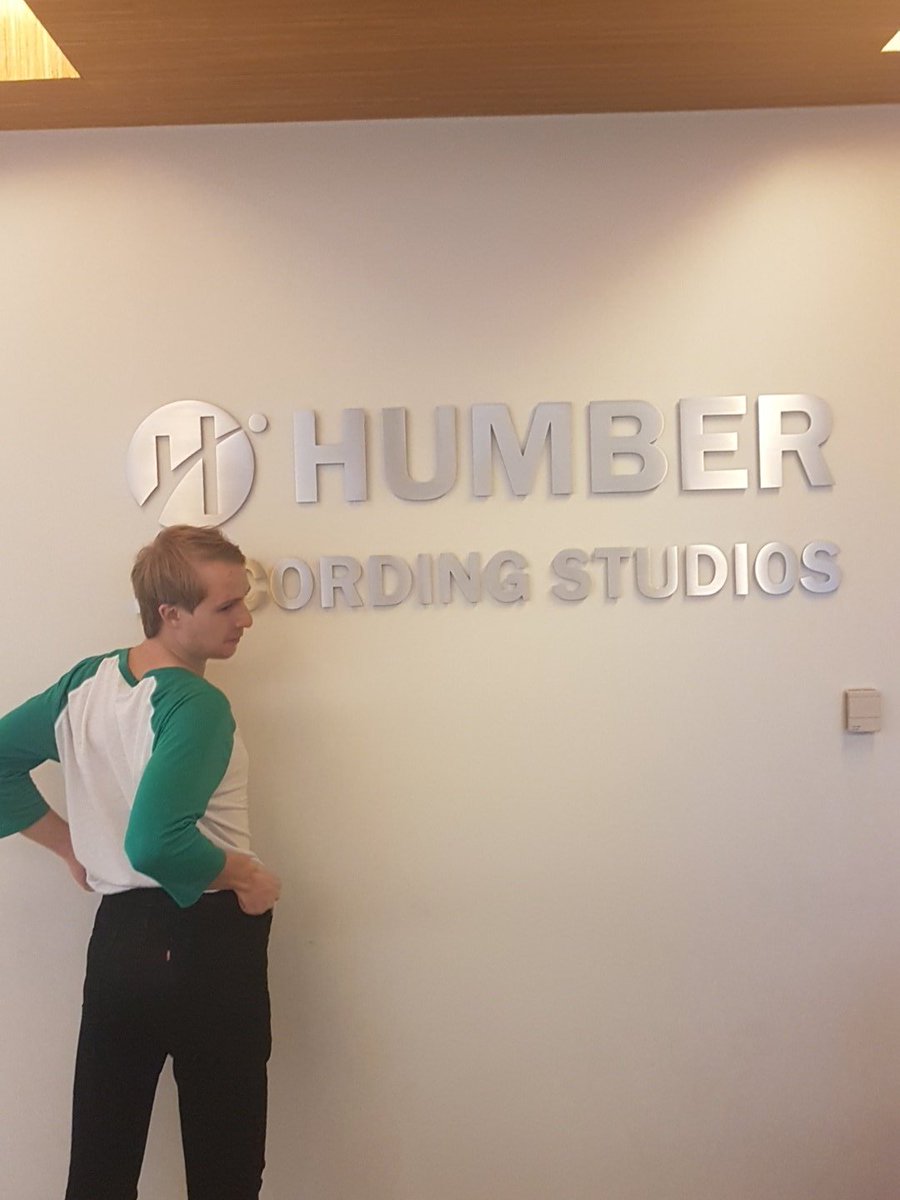 SamFitz29945618's tweet photo. Just hanging after my session at Humber Studios
#samsclub
#humberblitz https://t.co/uB2iRWcDd3